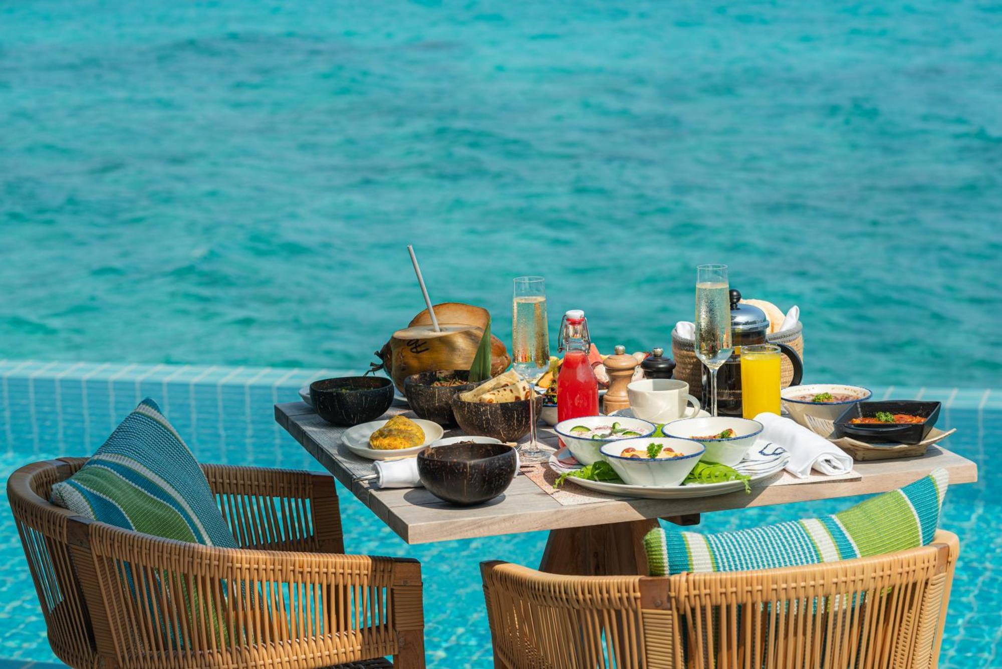 Resort Finolhu Baa Atoll Maldives, A Member Of Design 5*